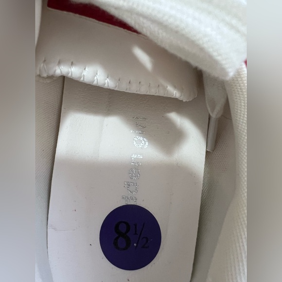 Madden Girl Brooklyn Retro Trainer Sneakers size 8.5 - Picture 3 of 8